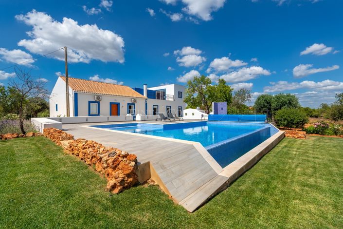 Image No.49-4 Bed Property for sale