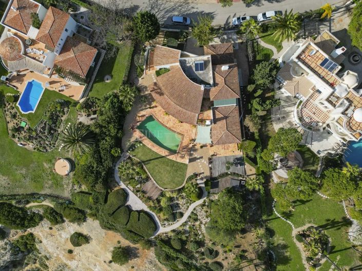 Image No.39-4 Bed Property for sale