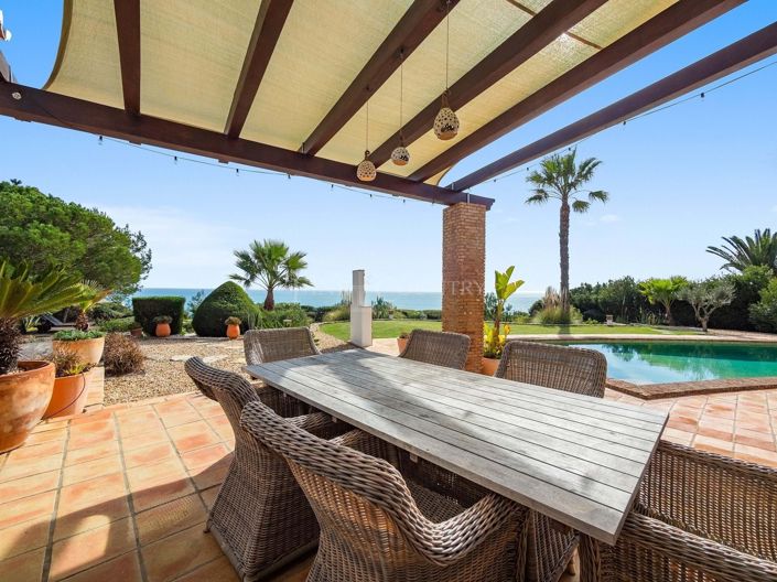 Image No.6-4 Bed Property for sale