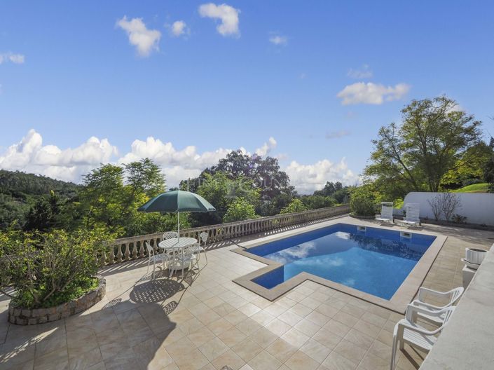 Image No.3-3 Bed Property for sale