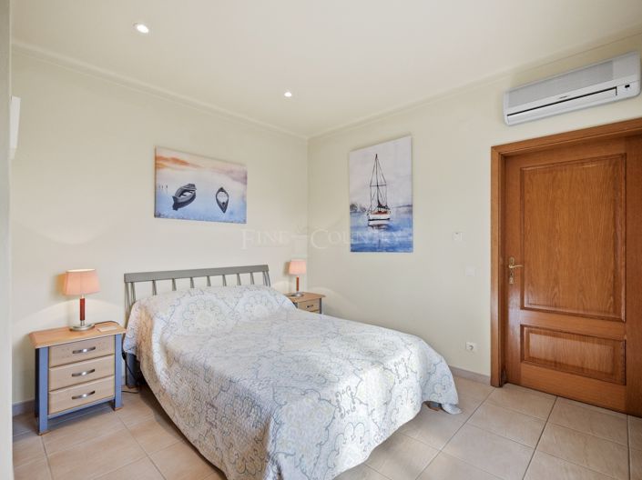 Image No.10-4 Bed Property for sale