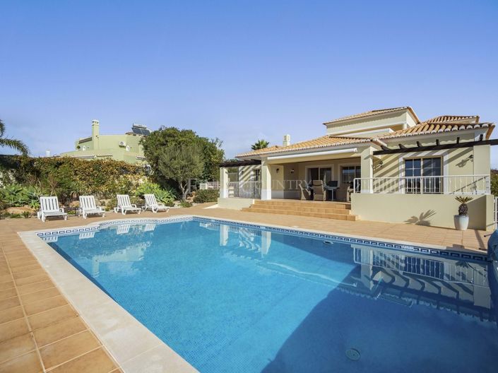 Image No.24-4 Bed Property for sale