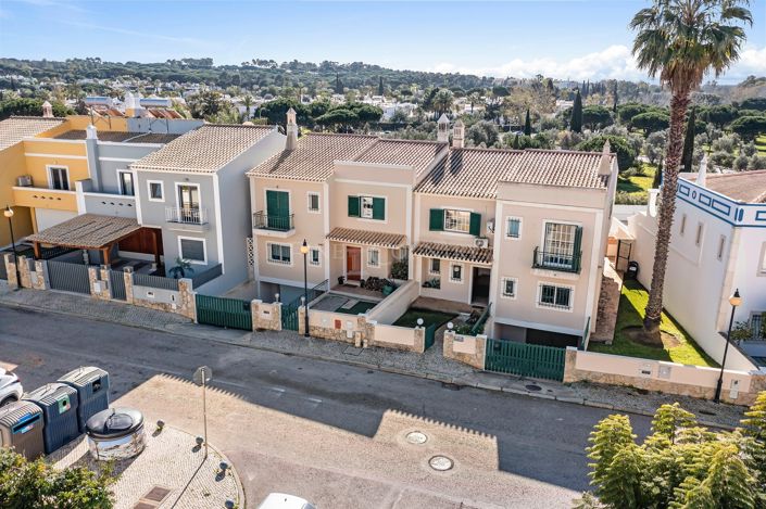 Image No.28-3 Bed Semi-Detached for sale