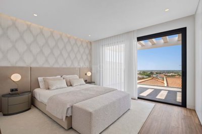 2104-245925-b952a8cbdbc2fd66601ce91bb265b9cce