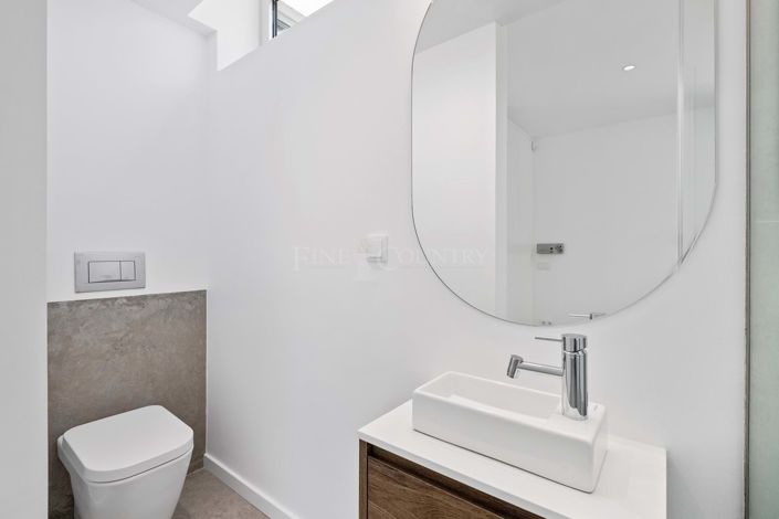 Image No.18-3 Bed Semi-Detached for sale