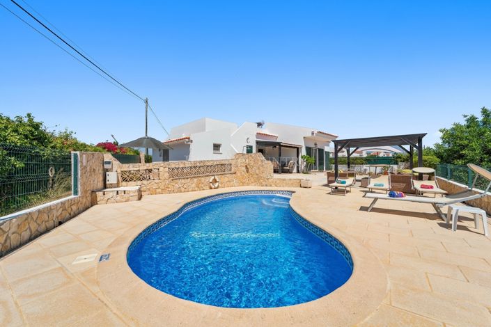 Image No.4-4 Bed Villa for sale