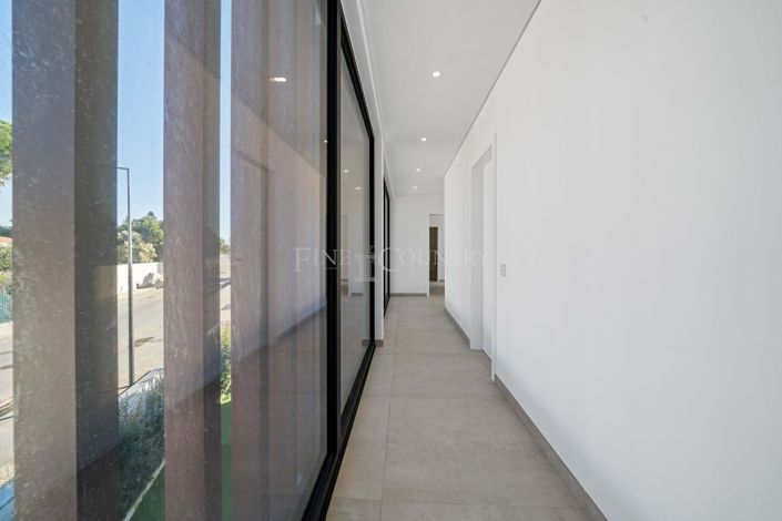 Image No.19-4 Bed Villa for sale