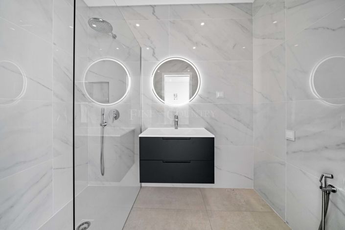 Image No.22-4 Bed Villa for sale