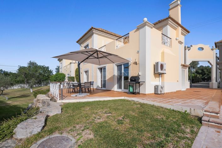 Image No.20-3 Bed Villa for sale