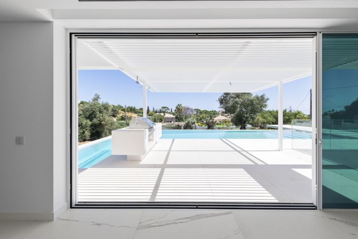 Image No.14-6 Bed Villa for sale