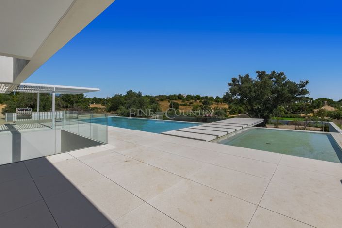 Image No.18-6 Bed Villa for sale