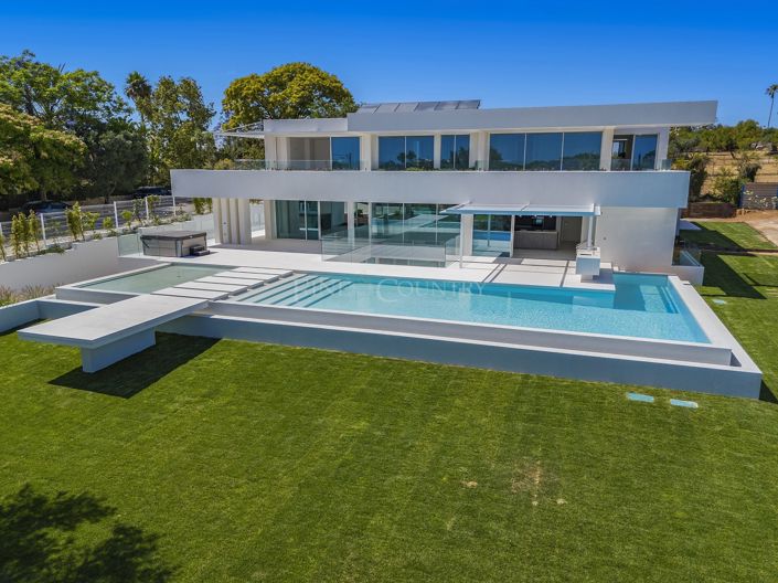 Image No.4-6 Bed Villa for sale