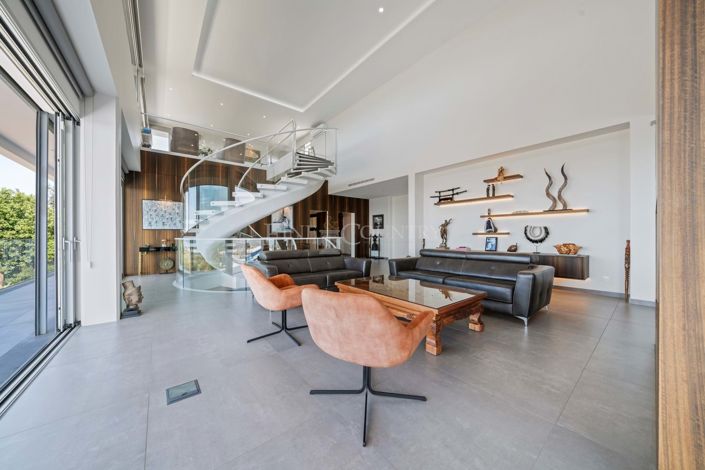 Image No.41-3 Bed Villa for sale