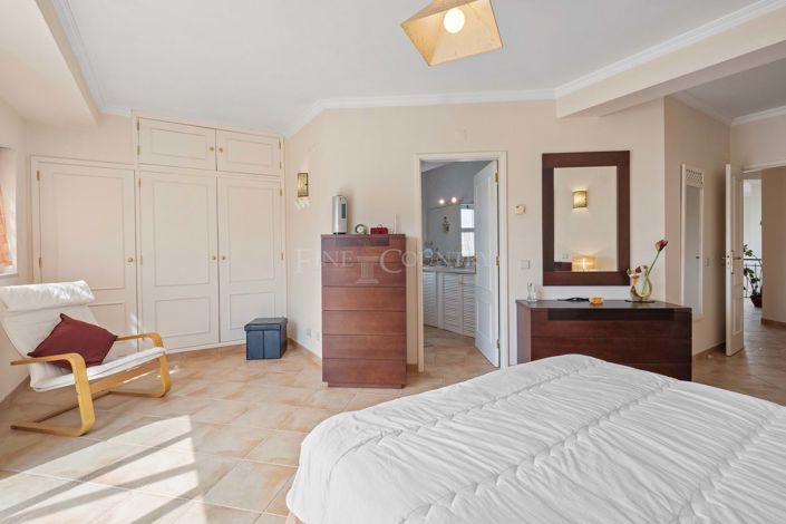 Image No.21-5 Bed Villa for sale