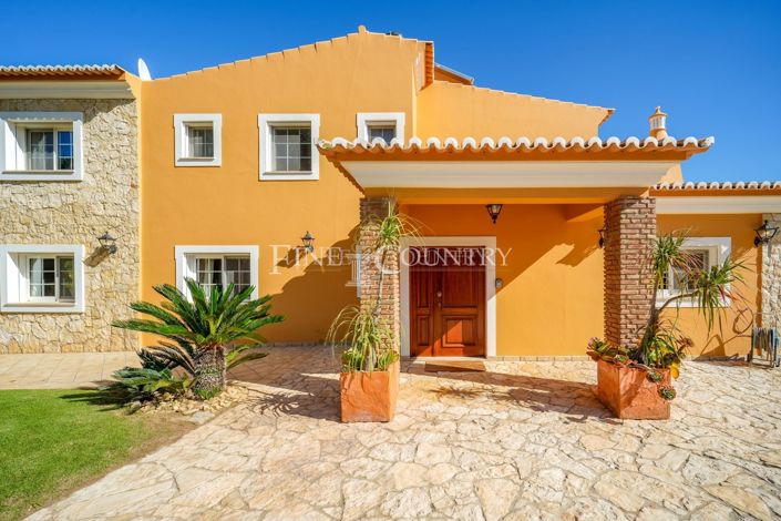 Image No.44-4 Bed Property for sale