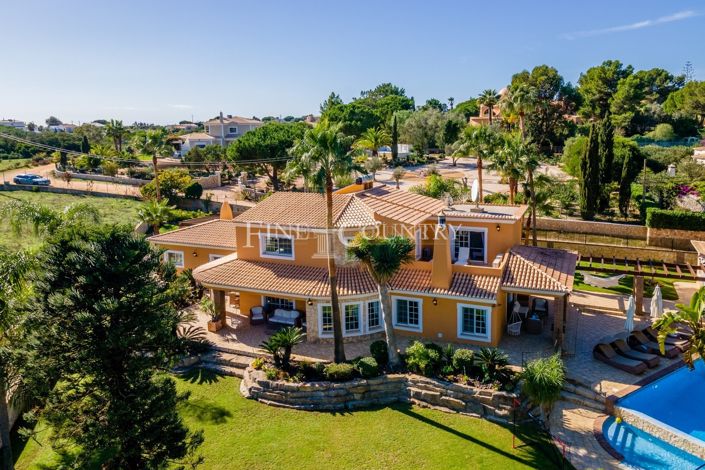 Image No.48-4 Bed Property for sale