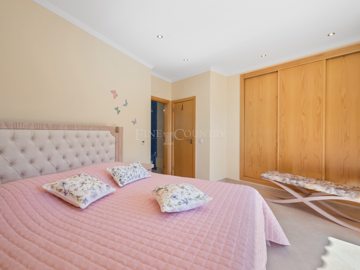 Image No.12-3 Bed Villa for sale