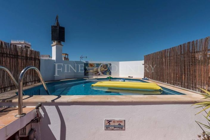 Image No.14-2 Bed Townhouse for sale