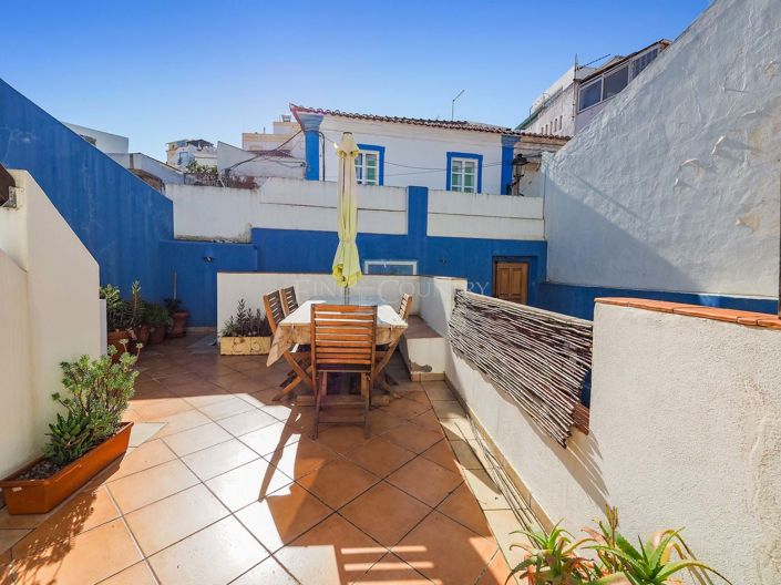 Image No.33-2 Bed Townhouse for sale