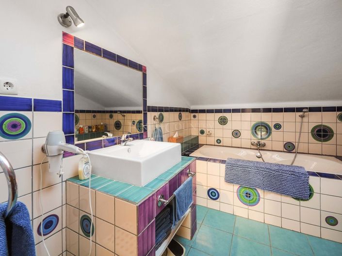 Image No.41-2 Bed Townhouse for sale