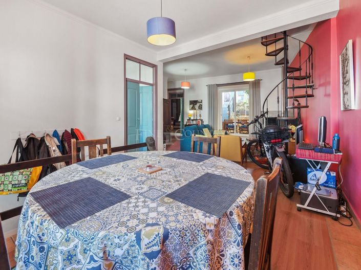 Image No.5-2 Bed Townhouse for sale