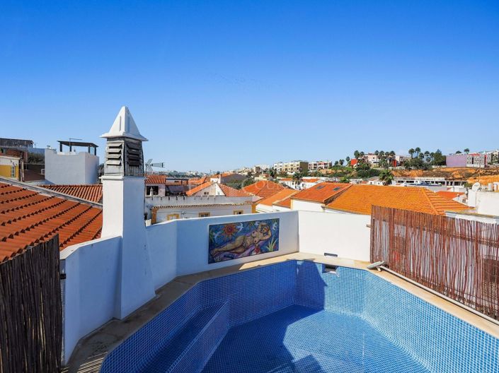 Image No.50-2 Bed Townhouse for sale