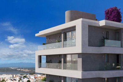 2104-357092-b952a8cbdbc2fd66601ce91bb265b9cce