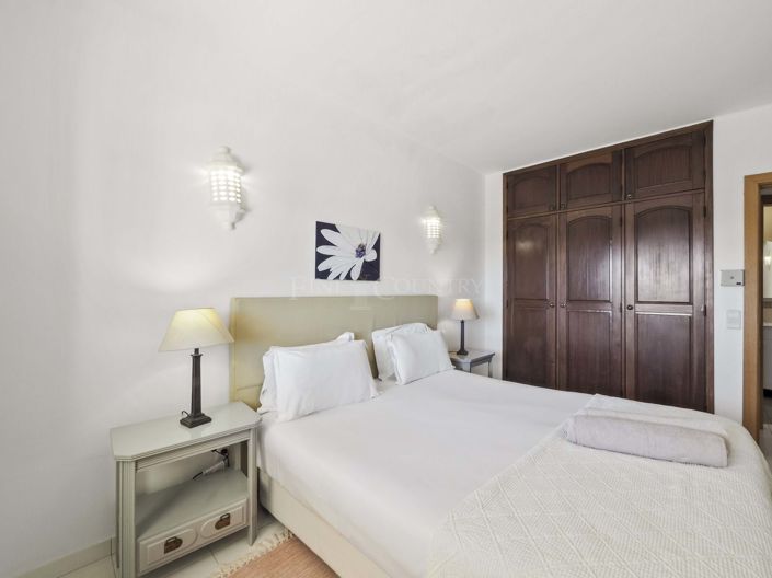 Image No.11-2 Bed Apartment for sale