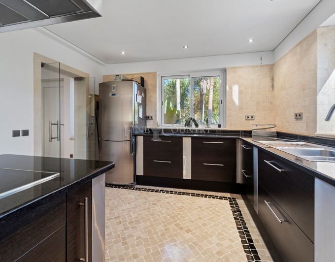 Image No.5-5 Bed Villa for sale