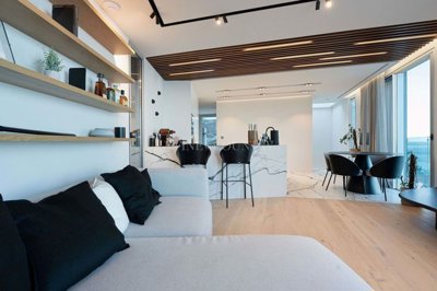 2104-352292-14d4e763c151089fe37f379b2f9be1ace