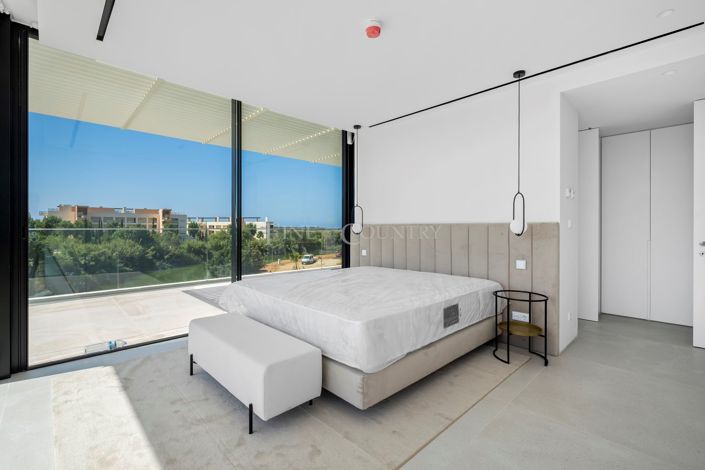 Image No.20-3 Bed Apartment for sale