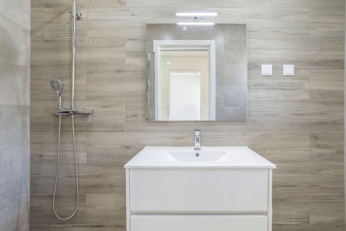 Image No.25-3 Bed Townhouse for sale