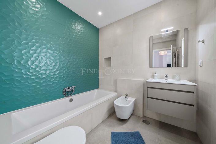 Image No.6-4 Bed Villa for sale