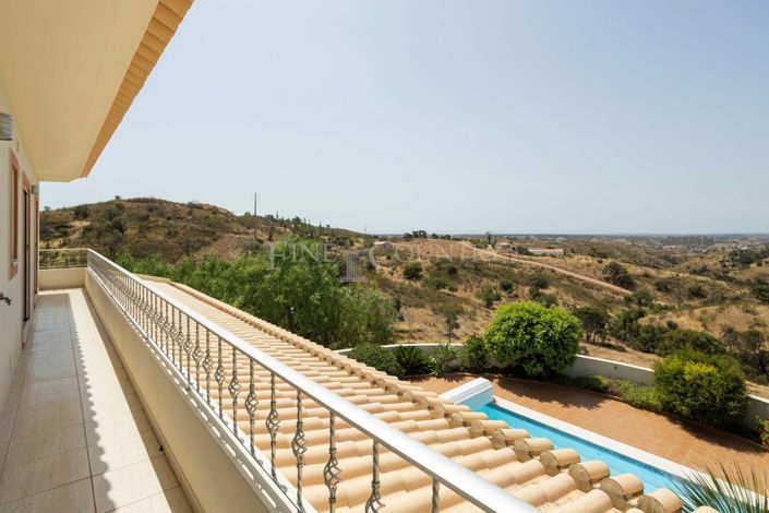 Image No.30-4 Bed Villa for sale