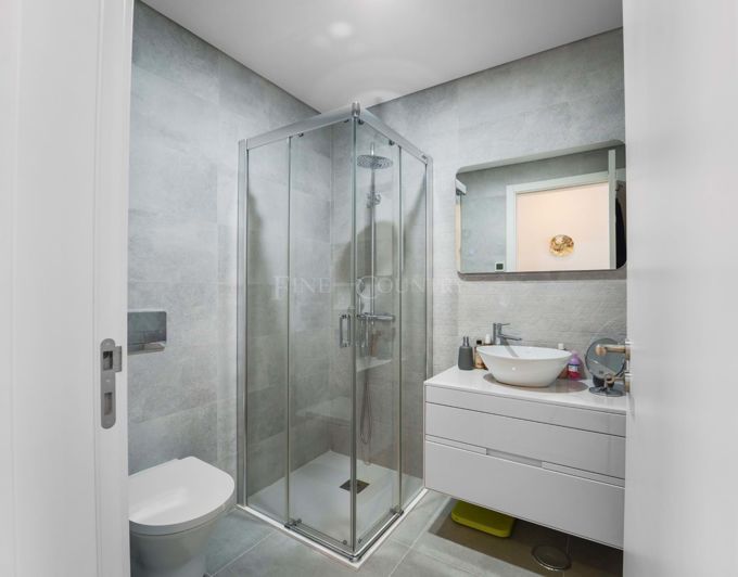 Image No.11-3 Bed Apartment for sale