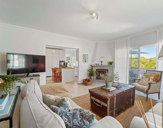 Image No.2-5 Bed Townhouse for sale