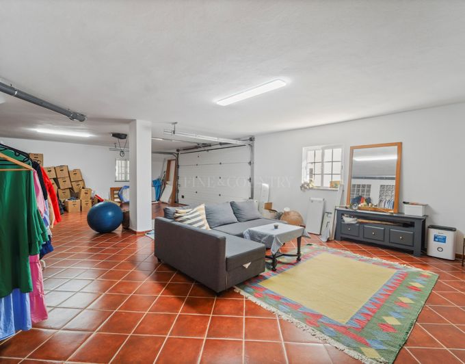 Image No.41-5 Bed Townhouse for sale