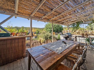 2104-360879-b952a8cbdbc2fd66601ce91bb265b9cce