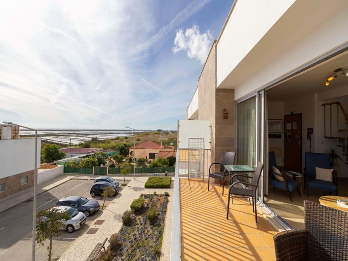 Image No.11-2 Bed Apartment for sale