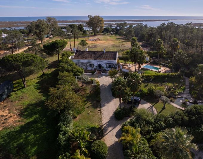 Image No.7-4 Bed Villa for sale