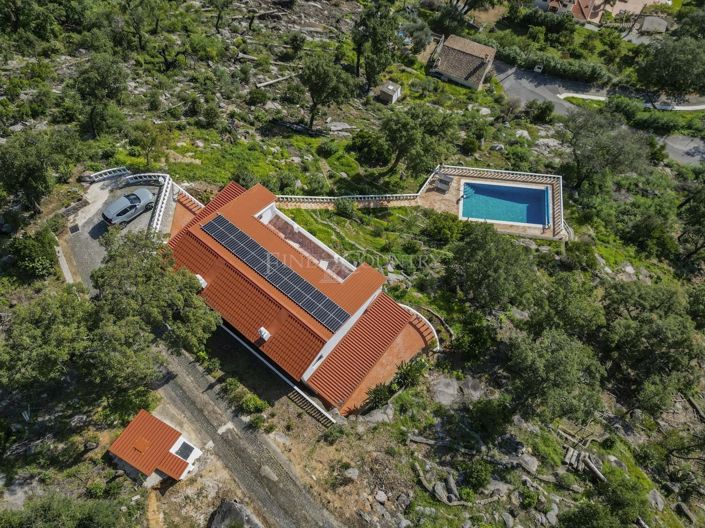 Image No.20-2 Bed Property for sale