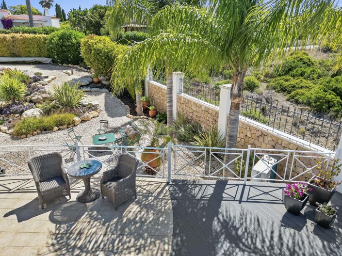 Image No.16-7 Bed Property for sale