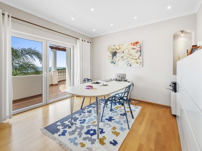 Image No.56-7 Bed Property for sale