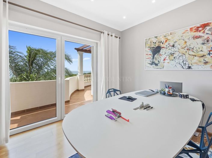 Image No.58-7 Bed Property for sale