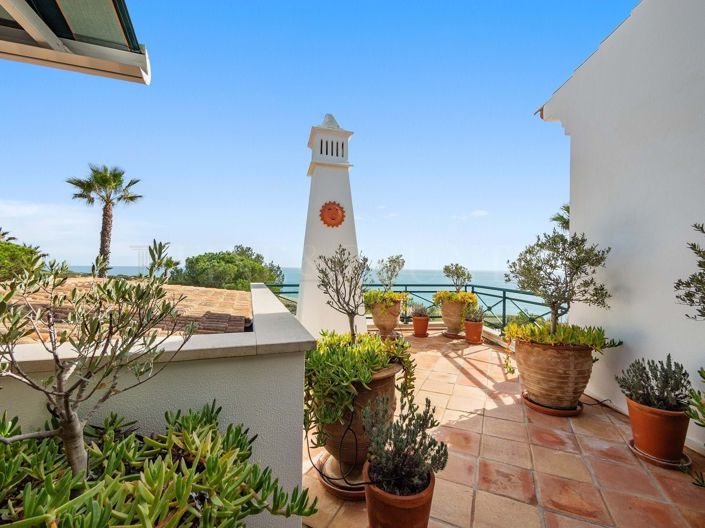 Image No.37-4 Bed Property for sale