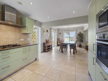 2104-343397-b952a8cbdbc2fd66601ce91bb265b9cce