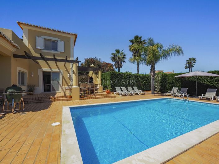 Image No.33-3 Bed Property for sale