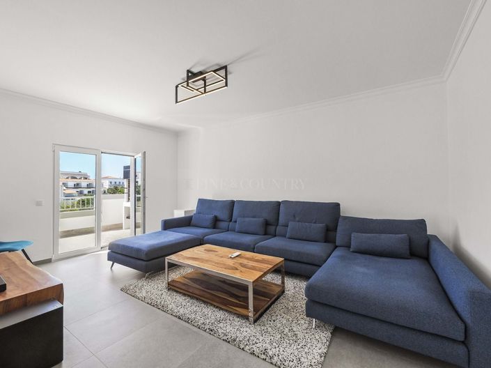 Image No.7-2 Bed Townhouse for sale