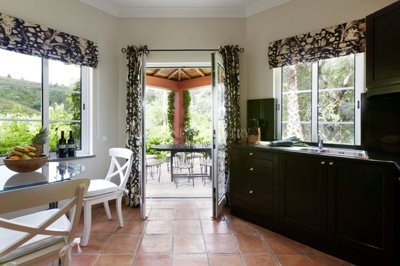 2104-346428-14d4e763c151089fe37f379b2f9be1ace