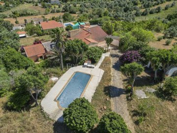 2104-348420-b952a8cbdbc2fd66601ce91bb265b9cce